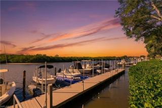 230 Newport Dr  602 Naples