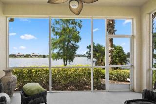 25073 Peacock Ln  102 Naples