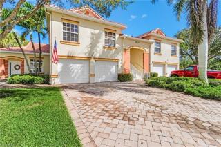 25110 Peacock Ln  201 Naples